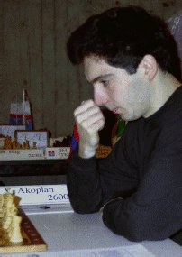 Vladimir Eduardovic Akopian (Biel, 1993)