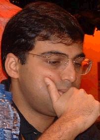 Viswanathan Anand (Calvi�, 2004)