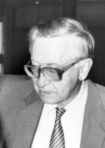 Vassily V Smyslov (Luzern, 1985)