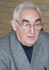 Mark E Taimanov (Wijk aan Zee, 2001)