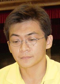 Kuang Hawe Lee (Malaysia, 2003)