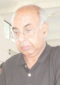 Sumumar Menon (Pune, 2004)