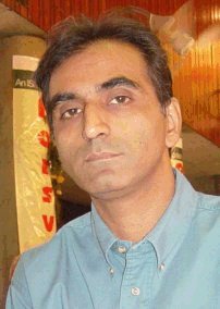 Aziz A Mhate (Delhi, 2004)