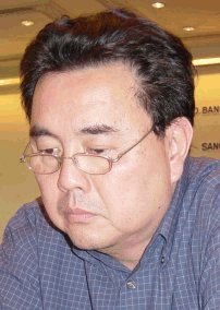 Piroj Nvanra (Bangkok, 2003)