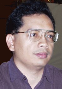 Buenaventura Villamayor (Brunei, 2001)